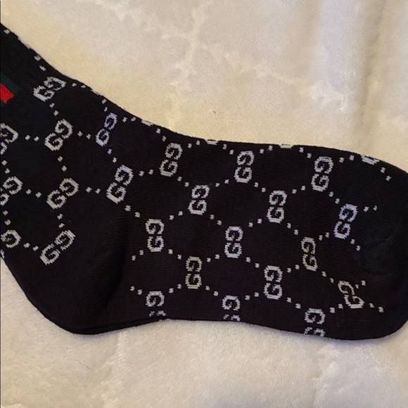 Gucci Black and White GG Pattern Men's Socks - Picture 3 of 3